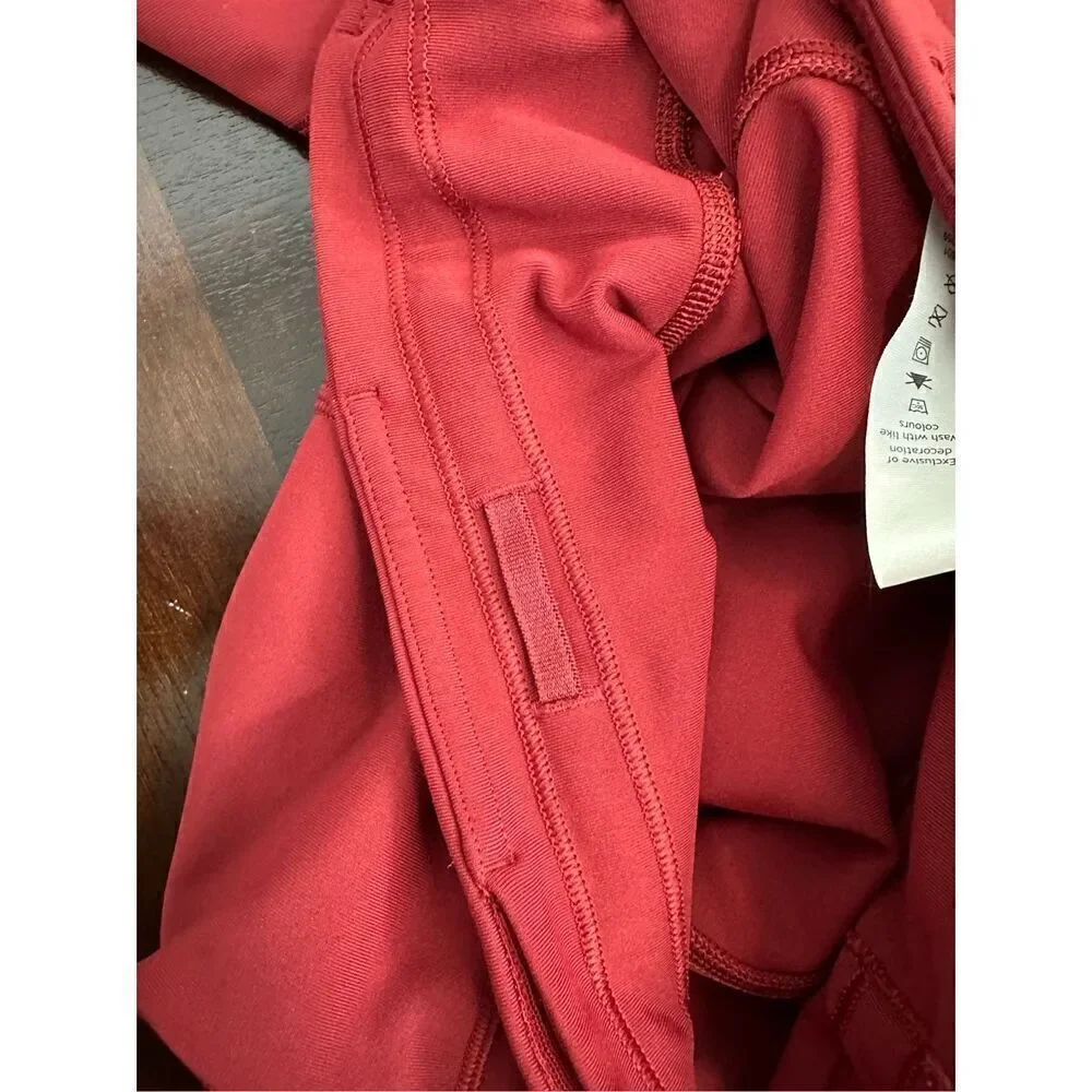 Lululemon Women’s Speed Up Crop *21